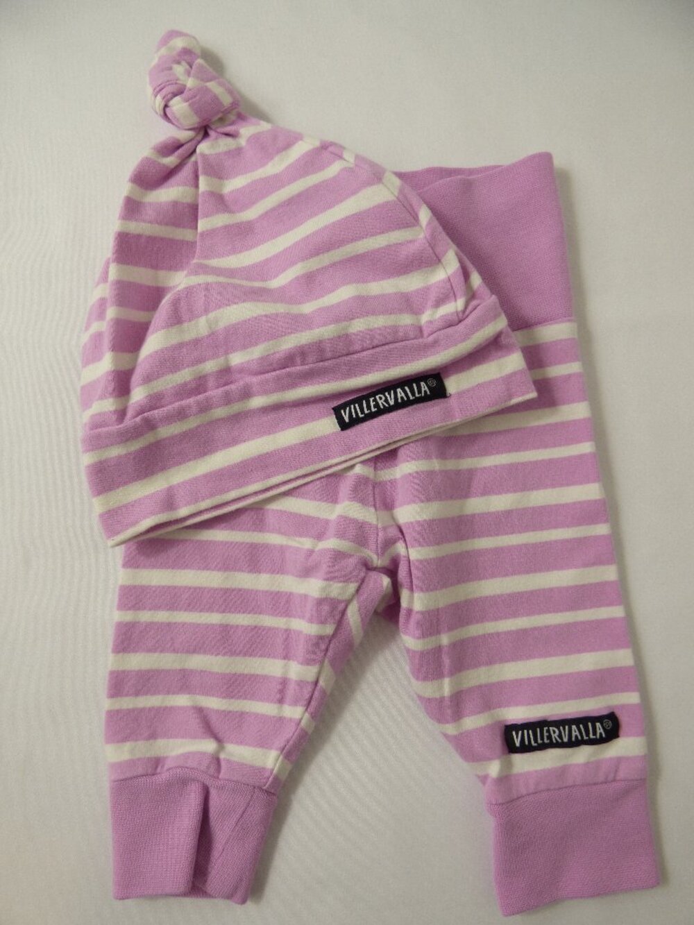 Villervalla Baby Wiggle Pants and Cap Set, Size 0-3 Months